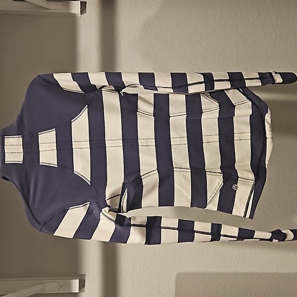 Lululemon Forme Jacket - Picture 2 of 9